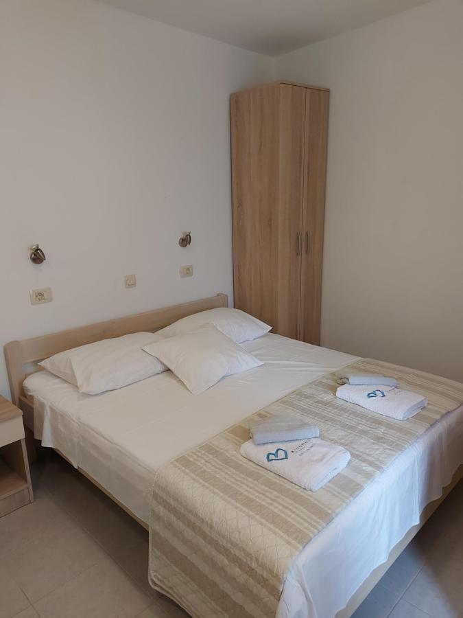 Apartments Jelicic Biograd Na Moru Exterior photo